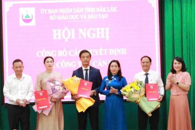 Trường THPT Nguyễn Trường Tộ có Hiệu trưởng mới: Thầy Trần Thế Vinh được bổ nhiệm giữ chức Hiệu trưởng